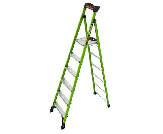 LITTLE GIANT&#174; MIGHTYLITE™ STEPLADDER